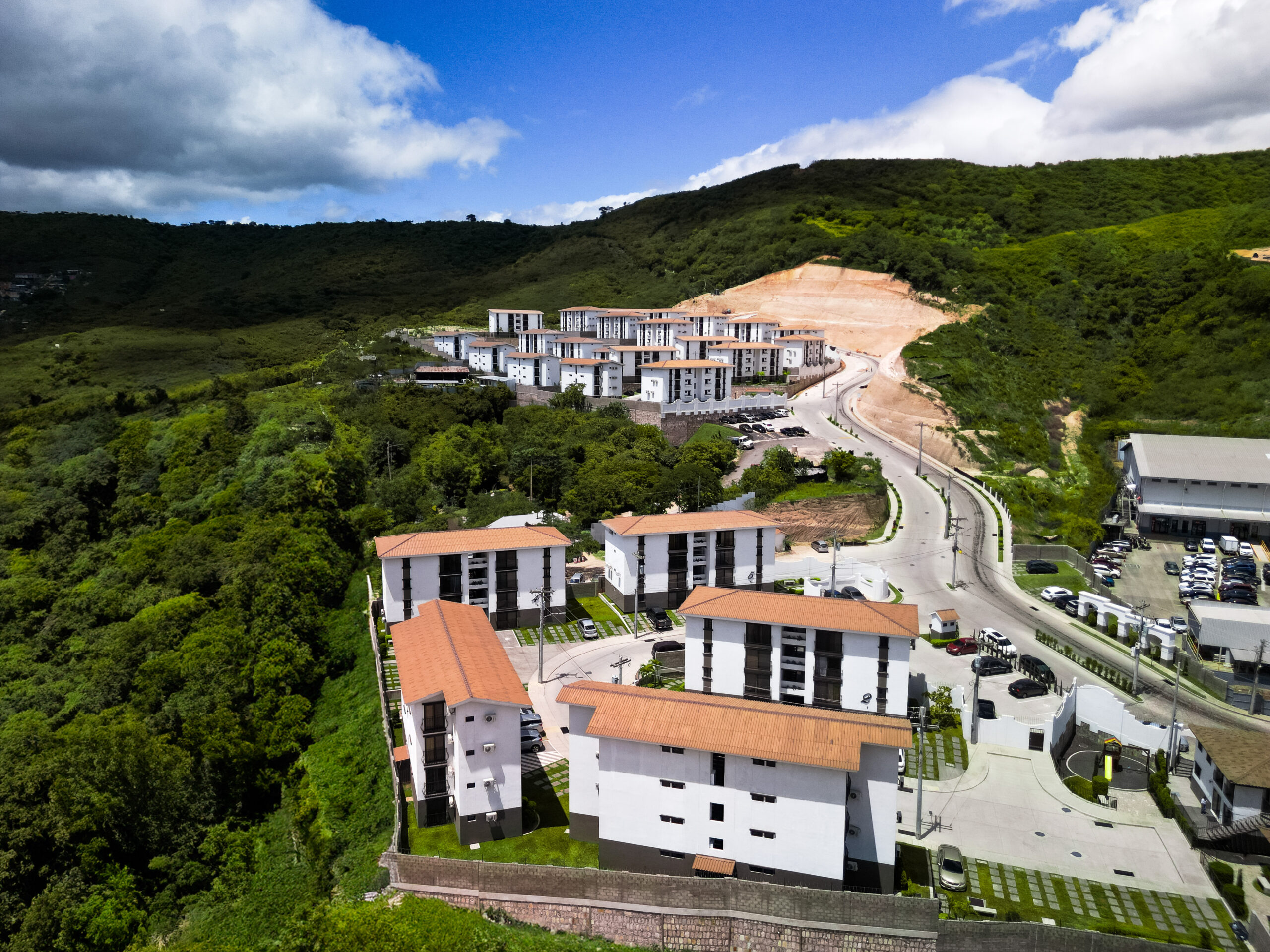 Descubre tu Hogar en Condominios Alcázar